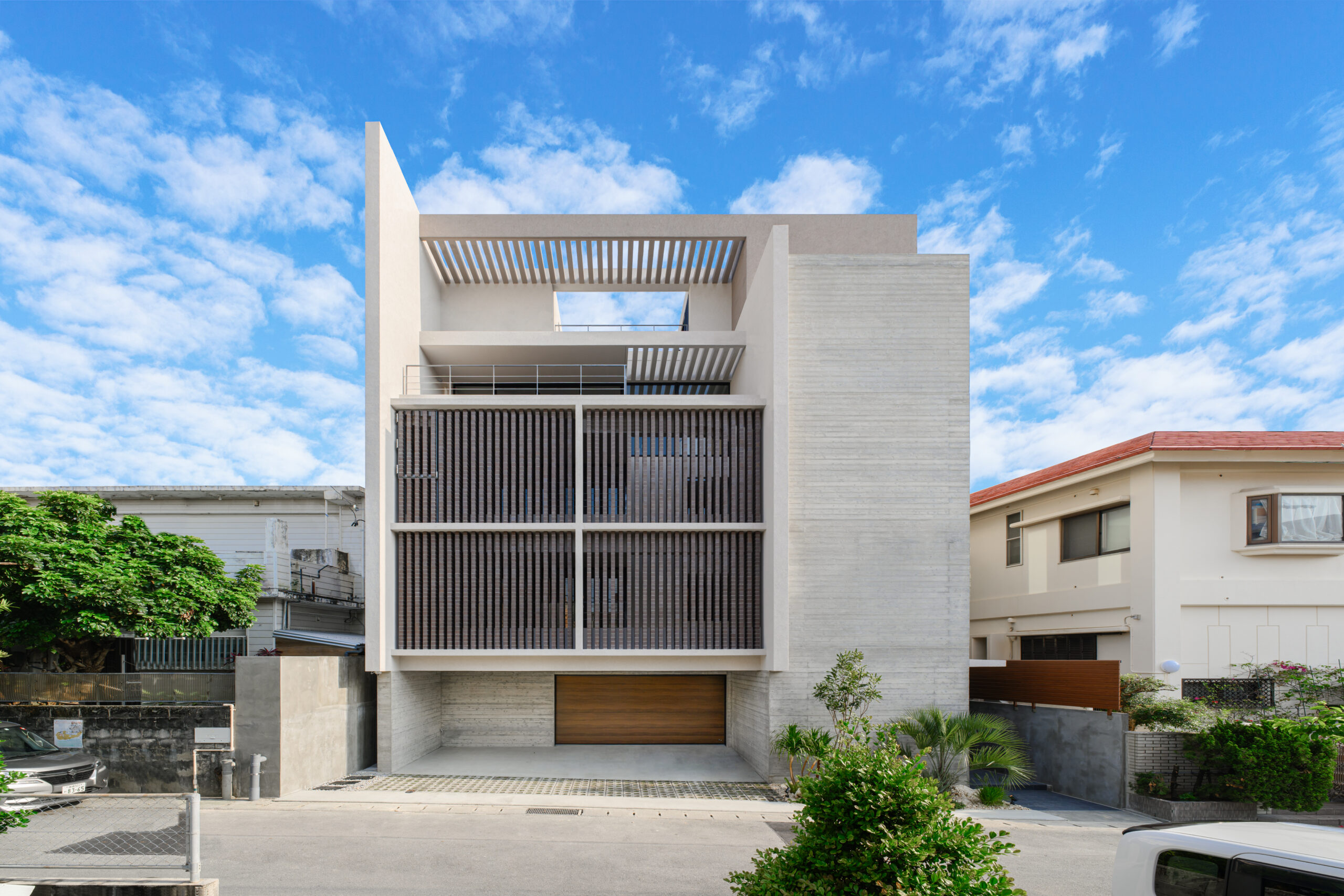 泉崎の共同住宅