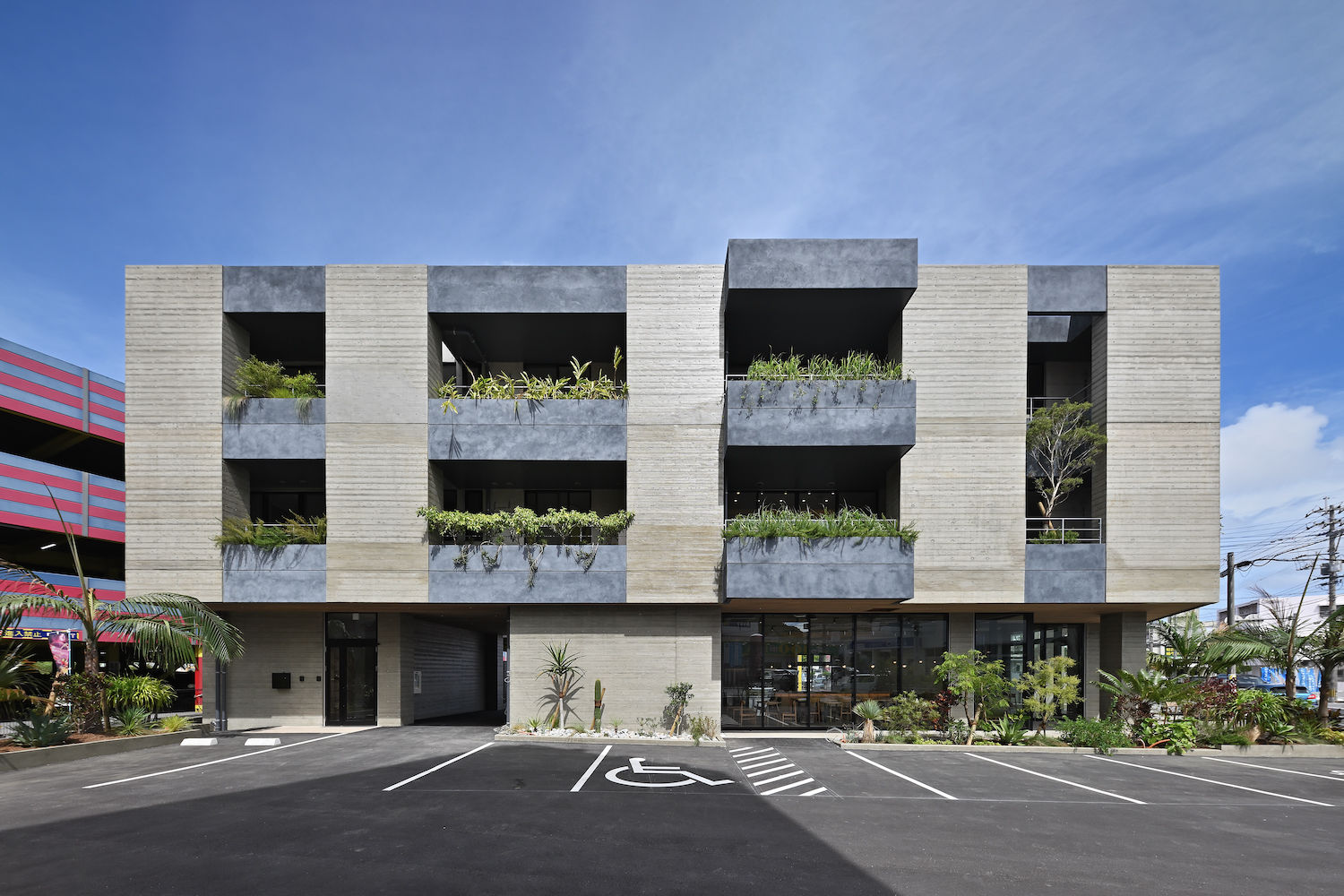 南風原就労支援施設